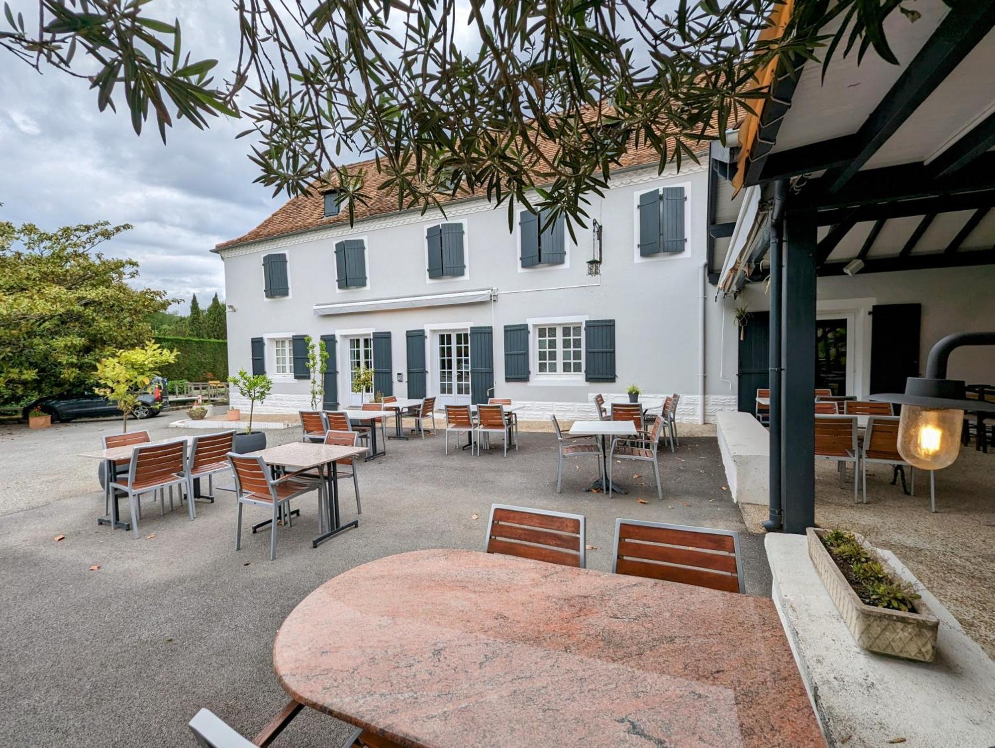 Logis Auberge Du Relais - Hotel & Restaurant Berenx Exterior foto